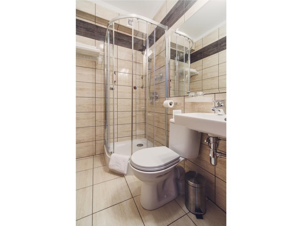 Hotel Chmielna Варшава Екстериор снимка